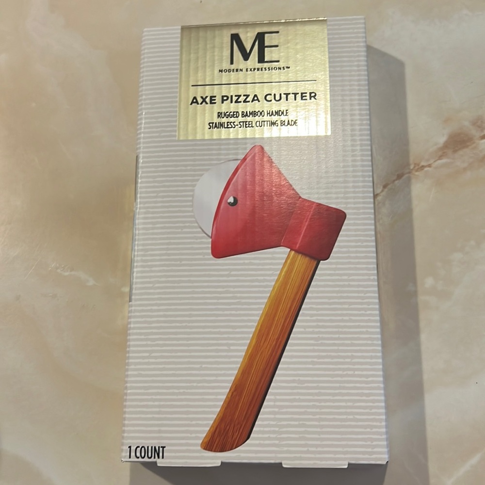 NIB AXE PIZZA CUTTER Rugged Bamboo Handle Stainless Steel Cutting Blade